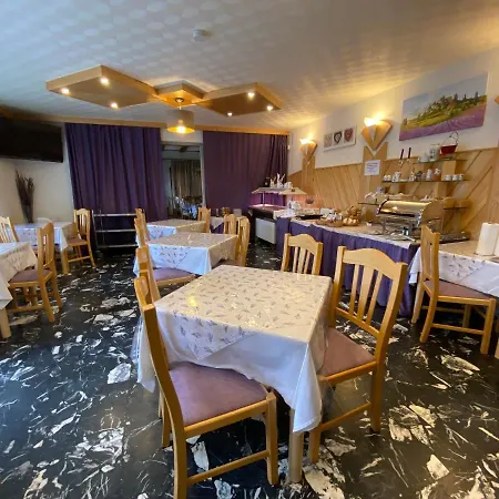 Hotel Haus Lavendel 2*