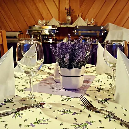 Hotel Haus Lavendel 2*